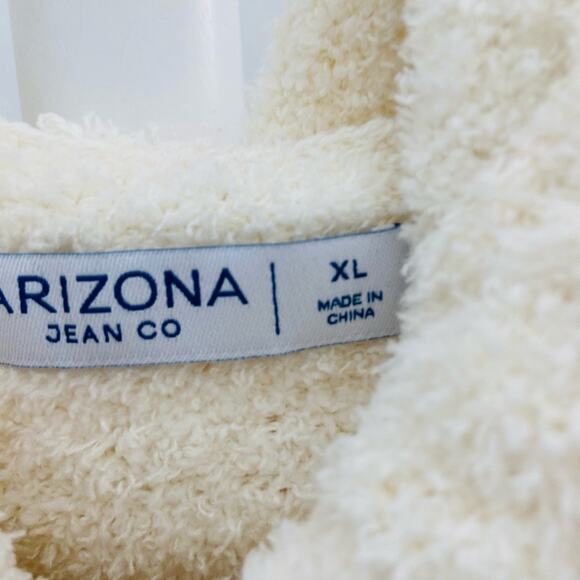 NWOT Arizona Crop Teddy Hoodie - Picture 3 of 5